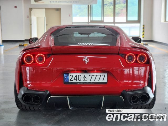 FERRARI 812 Super 2019 — 27 000 км, красный, Корея — под ключ — фото 5