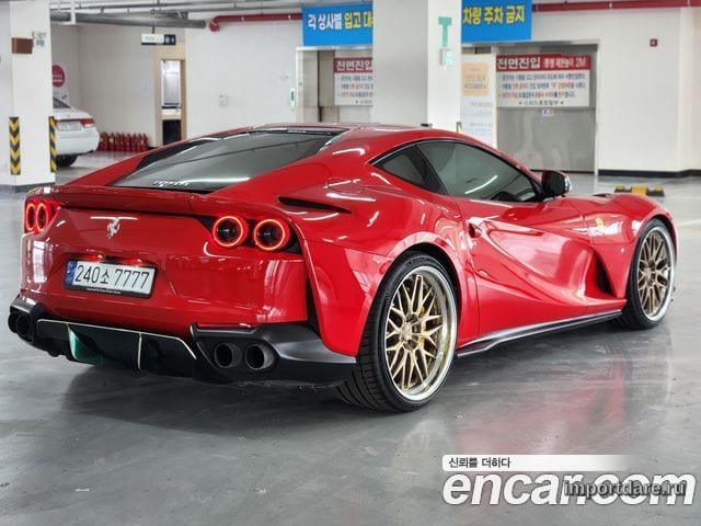 FERRARI 812 Super 2019 — 27 000 км, красный, Корея — под ключ — фото 6
