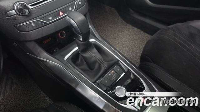 PEUGEOT 308 2015 — 128 225 км, белый, Корея — под ключ — фото 9