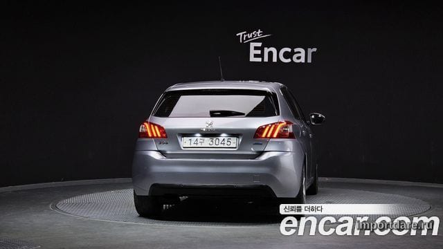 PEUGEOT 308 2015 — 169 749 км, серебристо-серый, Корея — под ключ — фото 4