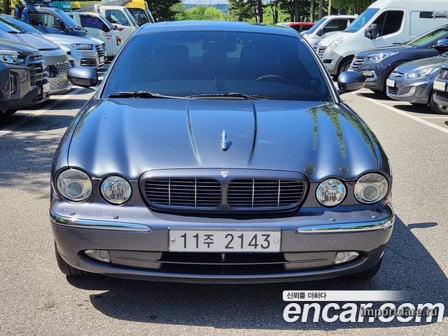 Jaguar XJ-8 2005