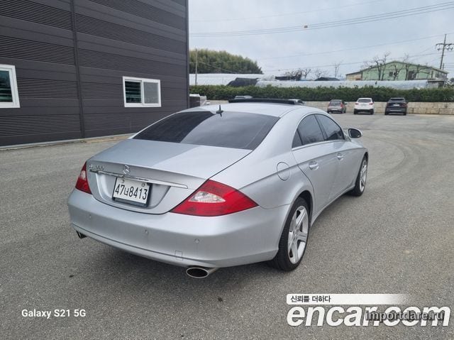 MERCEDES-BENZ CLS-CLASS W219 2005 — 140 000 км, серебристый, Корея — под ключ — фото 2