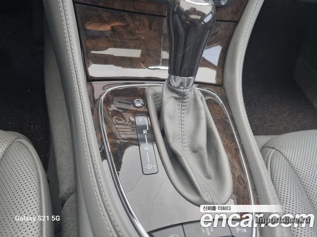 MERCEDES-BENZ CLS-CLASS W219 2005 — 140 000 км, серебристый, Корея — под ключ — фото 9