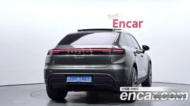 PORSCHE MACAN 2025 — 3 727 км, светло-золотистый, Корея — под ключ — фото 4