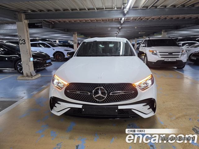 Mercedes-Benz Glc-Class сбоку
