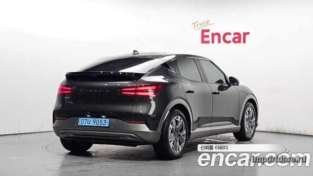 Genesis GV60 2025