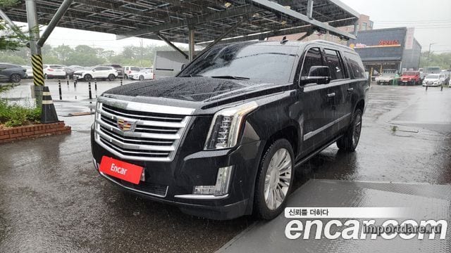 CADILLAC ESCALADE 2018 — 148 379 км, чёрный, Корея — под ключ — фото 1