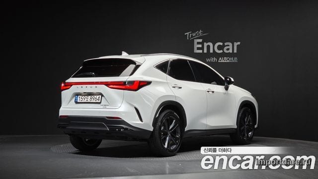 Lexus NX 2025