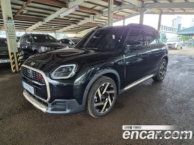 MINI Cooper сбоку