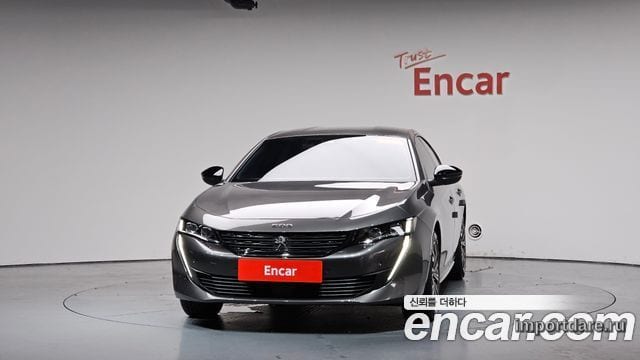 Peugeot 508 интерьер