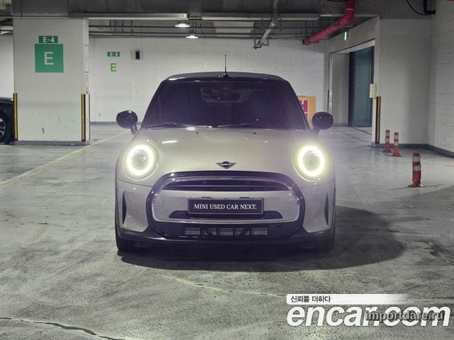 MINI COOPER CONVERTIBLE 2024 — 14 895 км, светло-серебристый, Корея — под ключ — фото 2