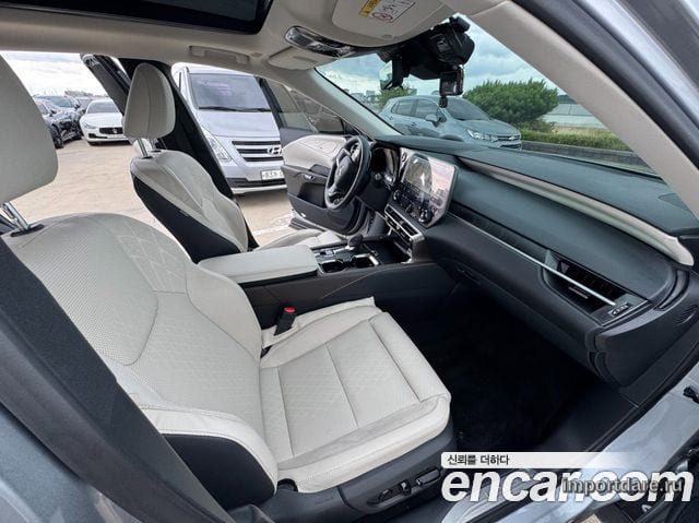LEXUS RX350H 2025 — 16 605 км, светло-серебристый, Корея — под ключ — фото 10