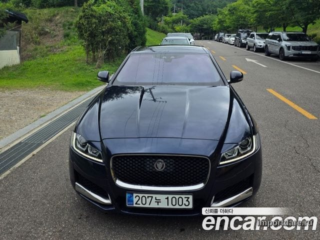 JAGUAR XF 2017 — 132 822 км, тёмно-зелёный, Корея — под ключ — фото 10