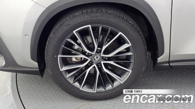 LEXUS NX350H 2025 — 17 685 км, серебристо-серый, Корея — под ключ — фото 5