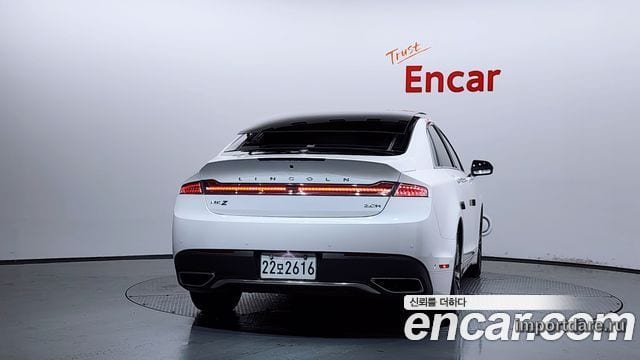 Lincoln Mkz сзади