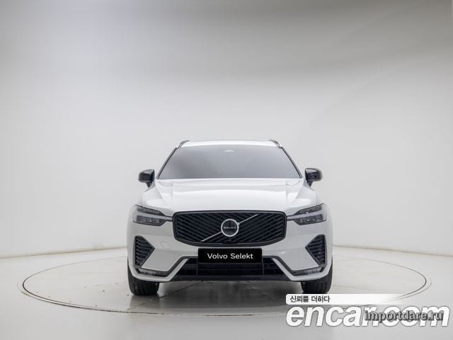 Volvo XC60 сбоку