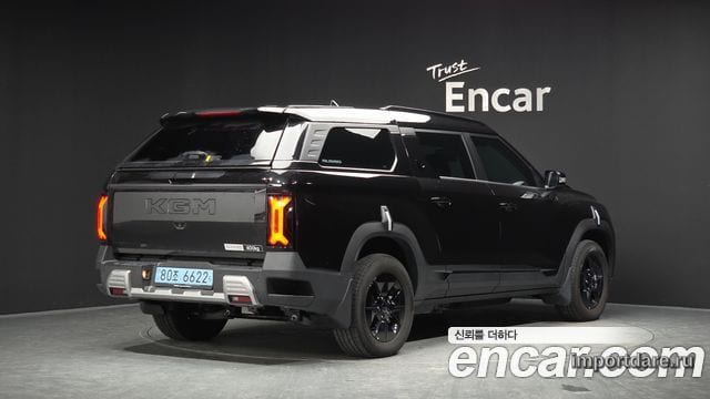 KGM Musso EV сбоку