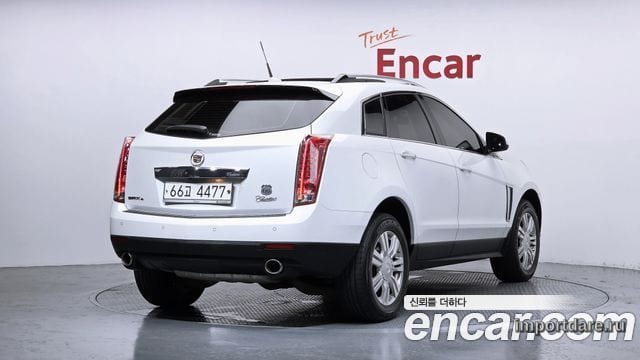 Cadillac Srx сзади
