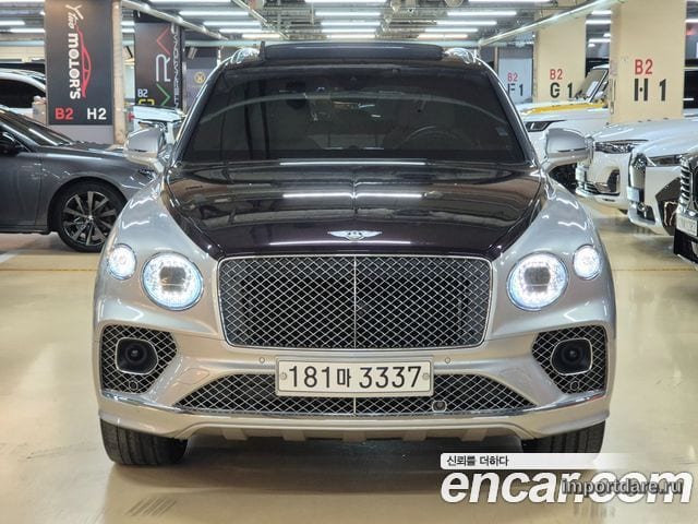 BENTLEY BENTAYGA 2023 — 42 864 км, коричневый, Корея — под ключ — фото 3