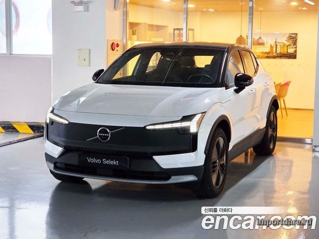 Volvo EX30 2026