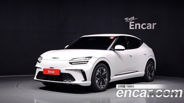 Genesis GV60 спереди