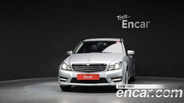 MERCEDES-BENZ C-CLASS W204 2014 — 76 120 км, серебристый, Корея — под ключ — фото 3