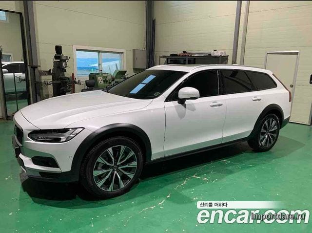 VOLVO V90 CROSS COUNTRY 2022 — 58 000 км, белый, Корея — под ключ — фото 1