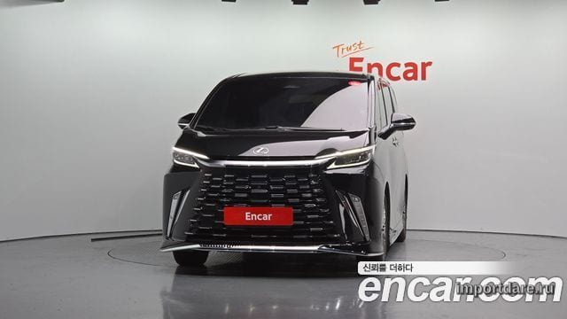 Lexus Lm интерьер