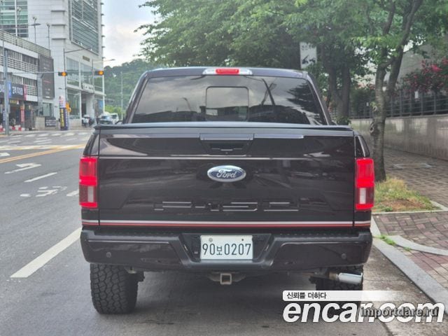 FORD F150 2018 — 184 000 км, бордовый, Корея — под ключ — фото 6