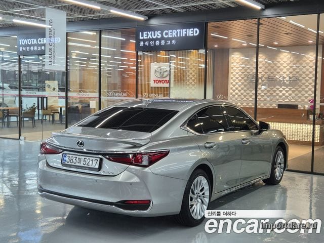 LEXUS ES300H 2026 — 7 352 км, светло-золотистый, Корея — под ключ — фото 2