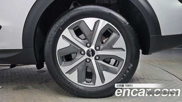 Kia Niro Plus детали