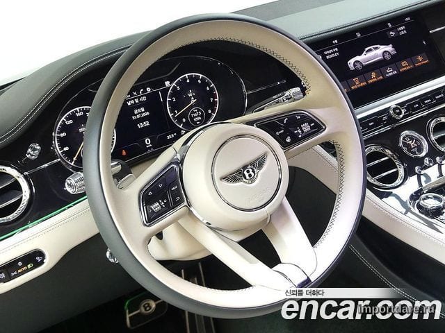 BENTLEY CONTINENTAL 2024 — 9 400 км, тёмно-зелёный, Корея — под ключ — фото 9