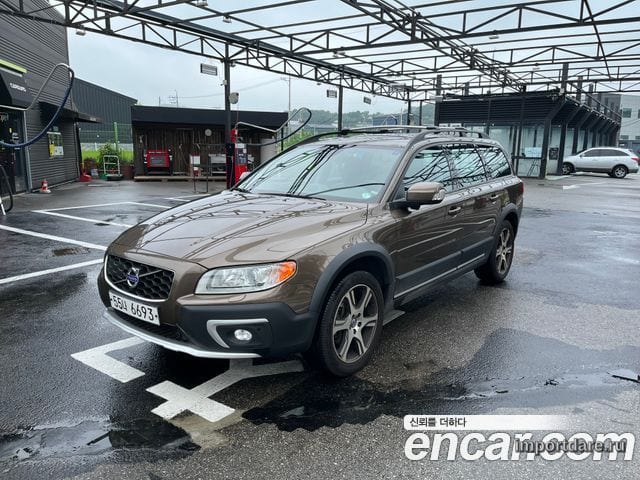 VOLVO XC70 2014 — 32 900 км, золотистый, Корея — под ключ — фото 1