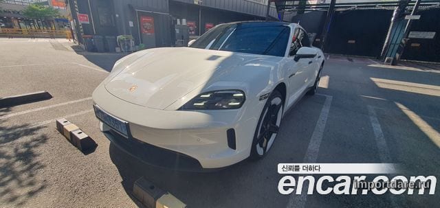 Porsche Taycan 2026
