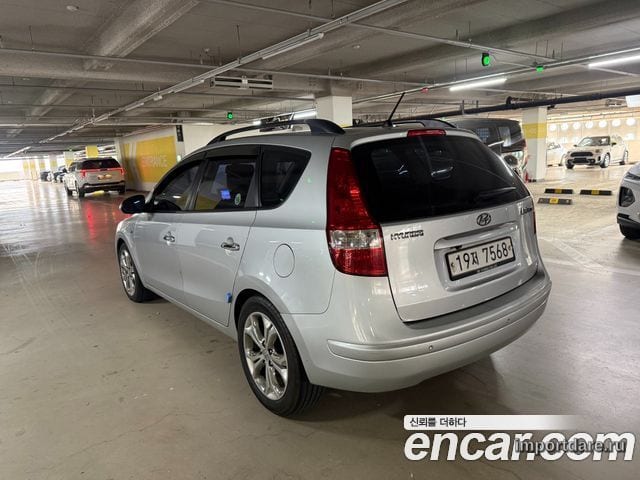 HYUNDAI I30 CW 2010 — 280 000 км, серебристый, Корея — под ключ — фото 4