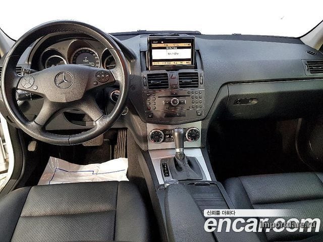 MERCEDES-BENZ C-CLASS W204 2010 — 93 800 км, серебристый, Корея — под ключ — фото 5