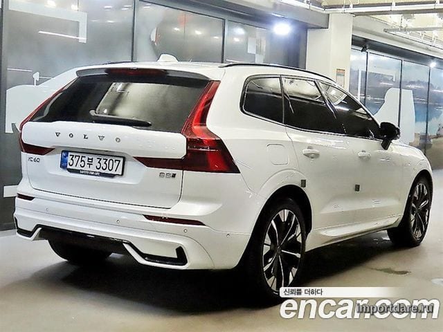 VOLVO XC60 2026 — 18 517 км, белый, Корея — под ключ — фото 4