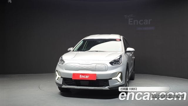 KIA NIRO PLUS 2024 — 27 067 км, серебристо-серый, Корея — под ключ — фото 3