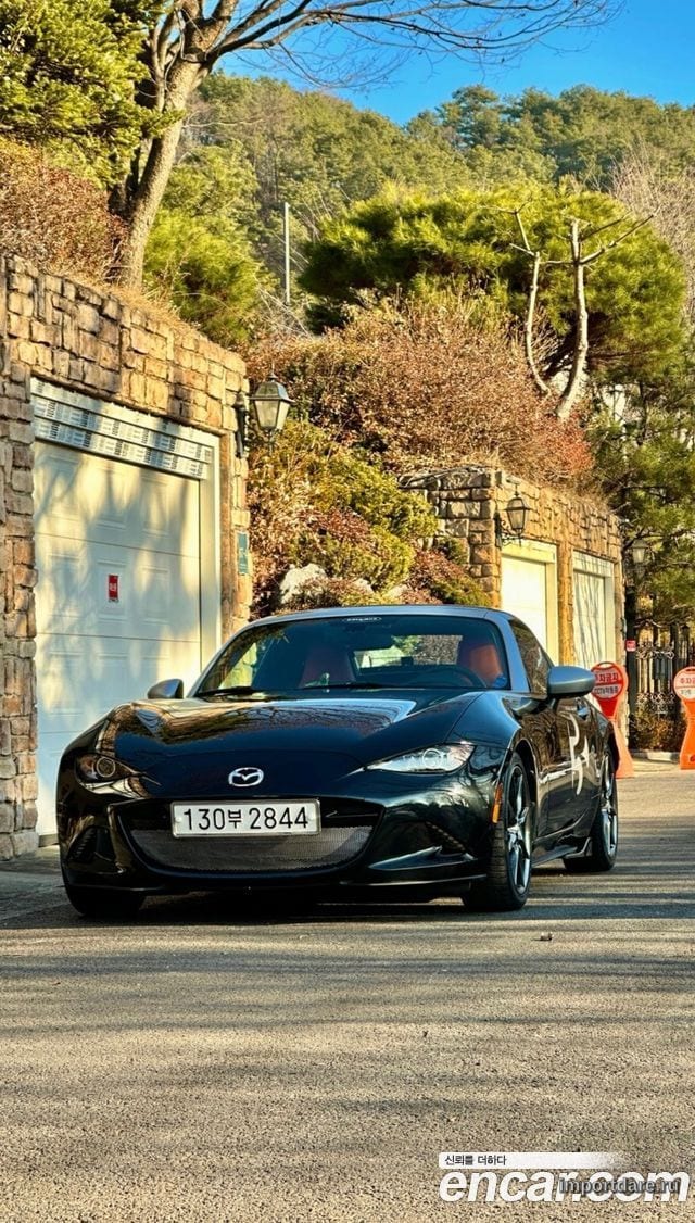 MAZDA MX-5 MIATA 2017 — 86 000 км, чёрный, Корея — под ключ — фото 4