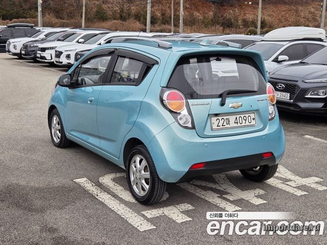 Chevrolet Matiz сбоку