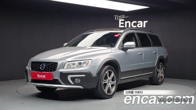 VOLVO XC70 2015 — 135 014 км, светло-серебристый, Корея — под ключ — фото 1