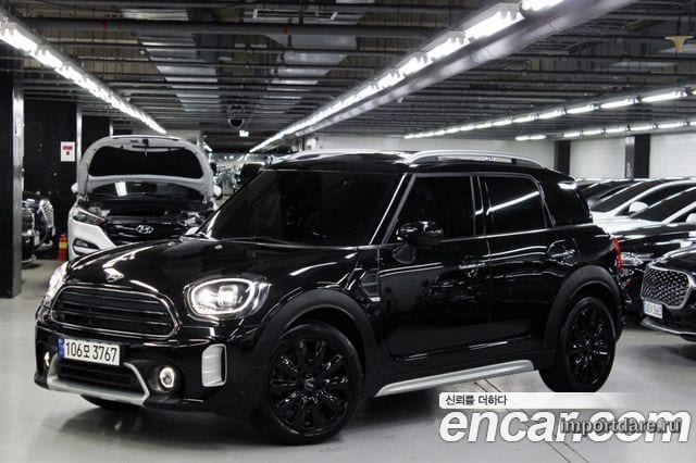 MINI COOPER COUNTRYMAN 2024 — 18 300 км, чёрный, Корея — под ключ — фото 3