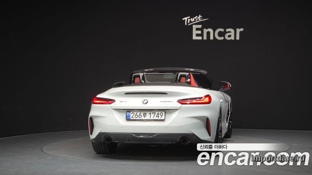 BMW Z4 сзади