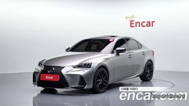 Lexus IS 2018