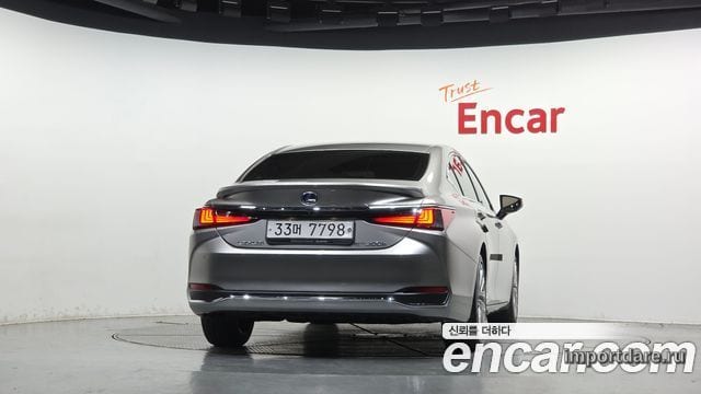 LEXUS ES300H 2019 — 25 569 км, серебристо-серый, Корея — под ключ — фото 4