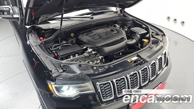 JEEP GRAND CHEROKEE 2019 — 87 871 км, чёрный, Корея — под ключ — фото 6