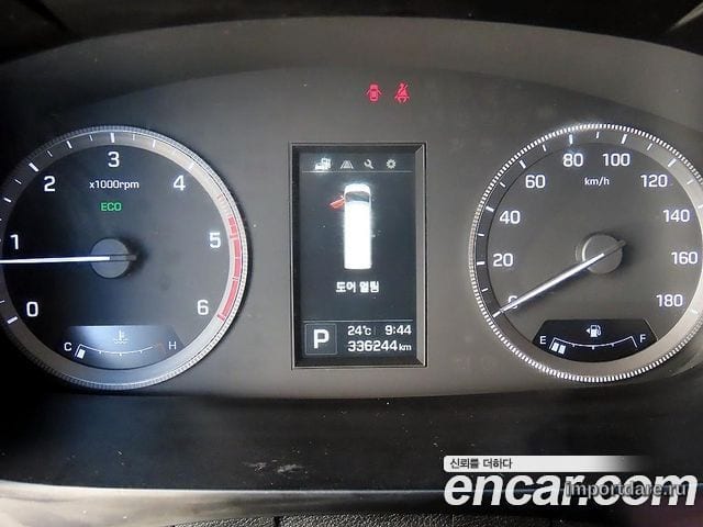 HYUNDAI SOLATI 2018 — 336 239 км, белый-перламутр, Корея — под ключ — фото 9