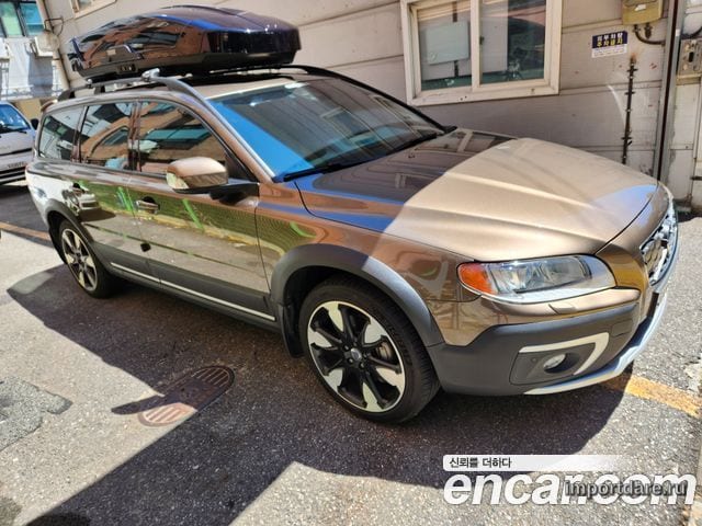 VOLVO XC70 2014 — 96 000 км, коричневый, Корея — под ключ — фото 1