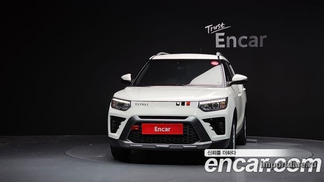 KGM Tivoli Air интерьер