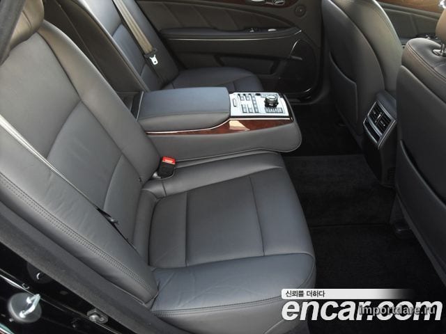 HYUNDAI EQUUS 2015 — 222 000 км, чёрный, Корея — под ключ — фото 3